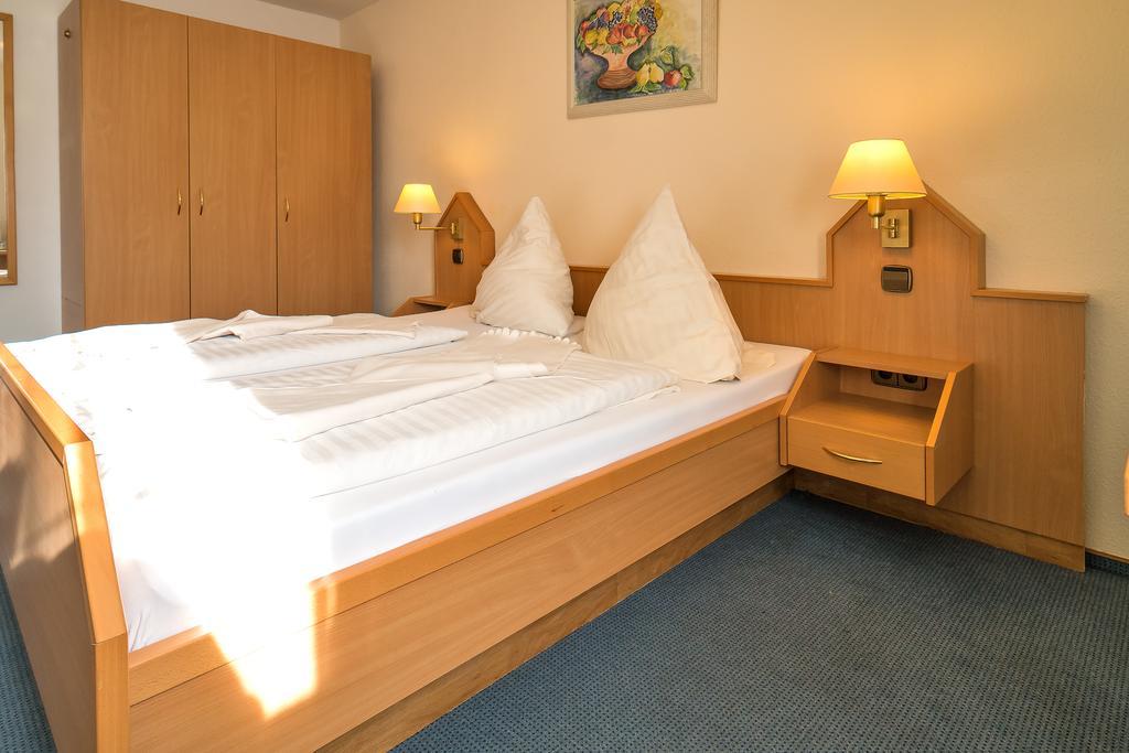 Hotel Zum Lieben Augustin Меерсбург Номер фото