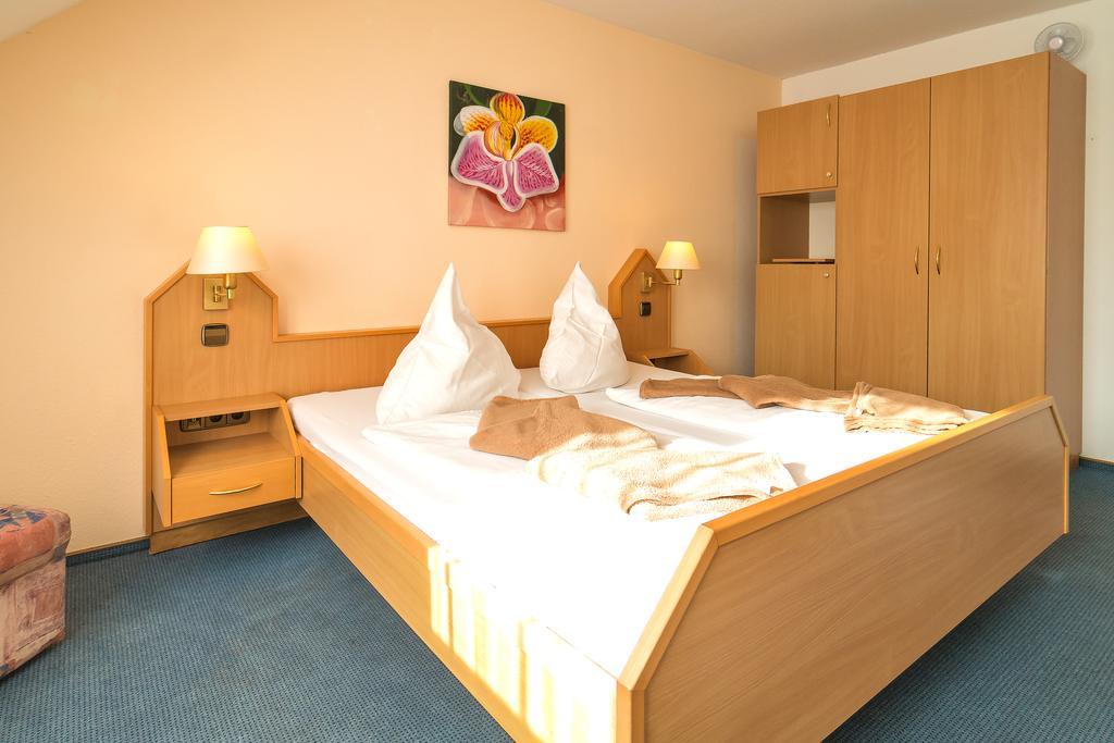 Hotel Zum Lieben Augustin Меерсбург Номер фото
